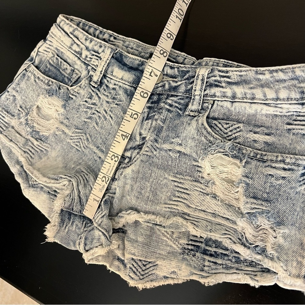 Klique B ultra mini denim shorts, textured distressed festival jean shorts S - Picture 7 of 12